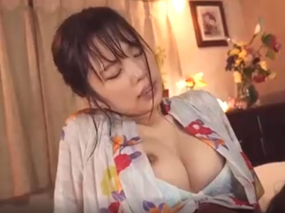 大雨でクラスメイト女子と駆け込んだラブホで・・・・・・・・・