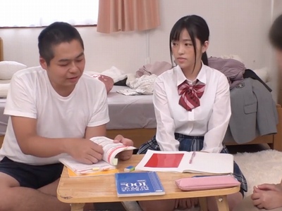「お兄さんさっきから見てたよね？」耳元でJKにささやかれて爆乳JKとラブラブハメ