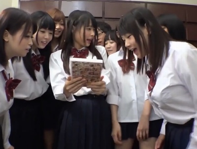 「なにこれー笑」転校した先の寮がまさかの女子寮でAV持ち込みがバレてしまいｗｗｗｗｗ