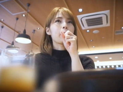 「ちょっ！これやばいっ！」色気たっぷりセクシー人妻が他人棒をご奉仕フェラ！浮気ハメでガチ喘ぎｗ